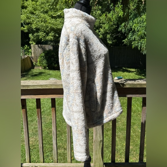 Lucky Brand Cream Teddy Jacket Plush cozy Fuzzy Design L - Picture 7 of 7